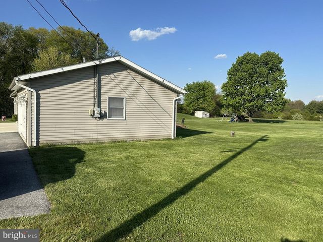 447 HUNTERSTOWN HAMPTON RD, Gettysburg, PA 17325