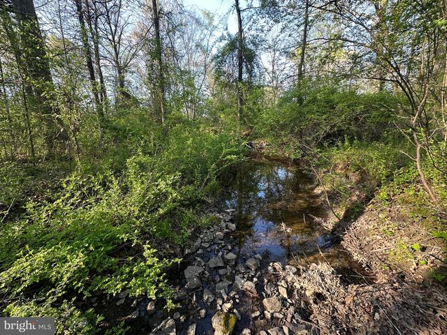 447 HUNTERSTOWN HAMPTON RD, Gettysburg, PA 17325