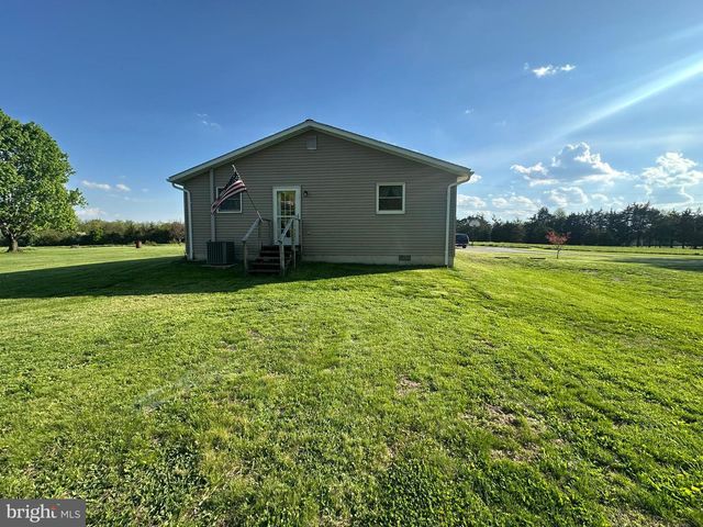447 HUNTERSTOWN HAMPTON RD, Gettysburg, PA 17325