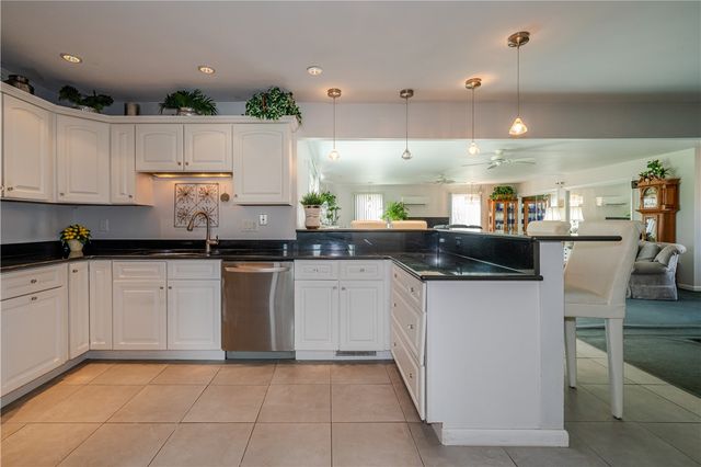 1033 Burchcliff Circle, West Carrollton, OH 45449