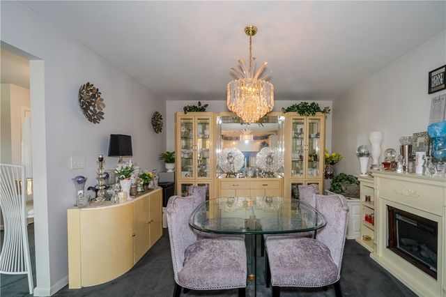 1033 Burchcliff Circle, West Carrollton, OH 45449