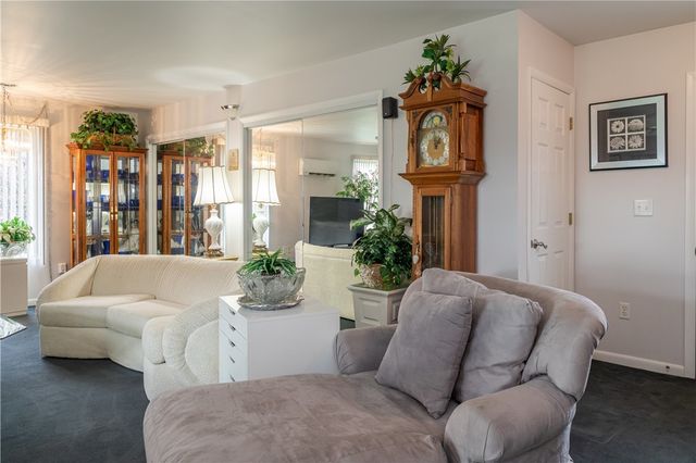 1033 Burchcliff Circle, West Carrollton, OH 45449