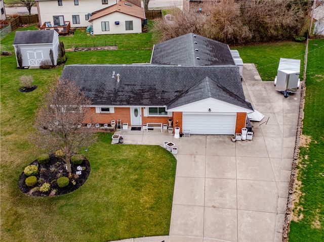 1033 Burchcliff Circle, West Carrollton, OH 45449