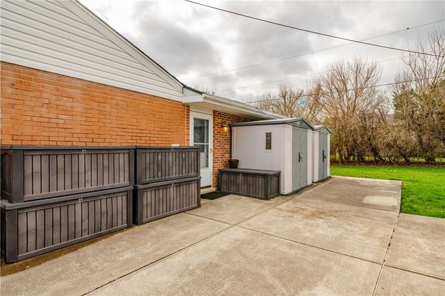 1033 Burchcliff Circle, West Carrollton, OH 45449