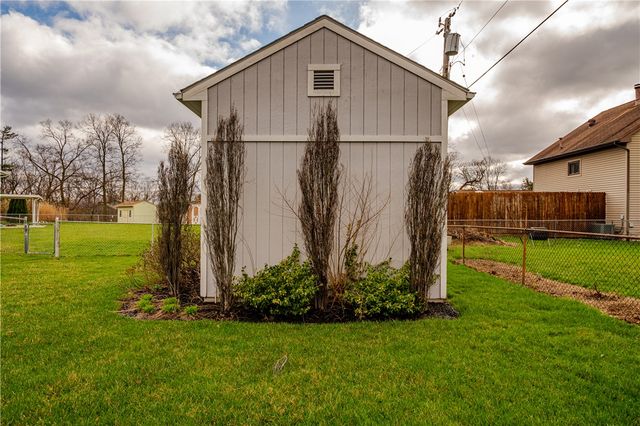 1033 Burchcliff Circle, West Carrollton, OH 45449