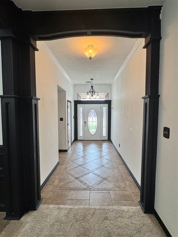 1804 SW Driftwood Dr, Lawton, OK 73505