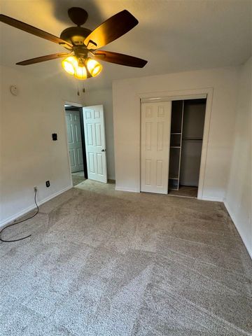 1804 SW Driftwood Dr, Lawton, OK 73505