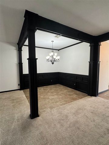 1804 SW Driftwood Dr, Lawton, OK 73505