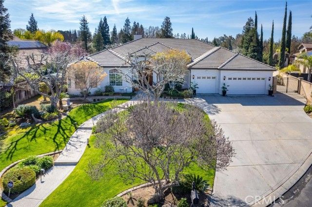 12437 N Via Tuscania, Clovis, CA 93619