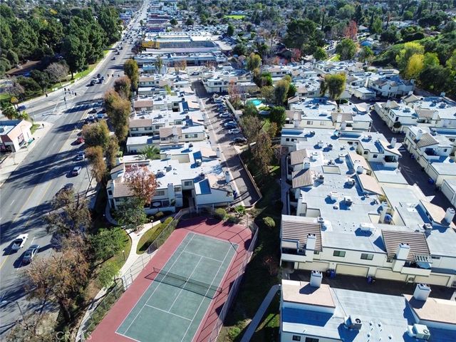 10475 Newhome Avenue 6, Sunland, CA 91040