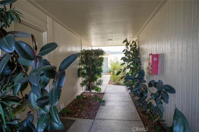 10475 Newhome Avenue 6, Sunland, CA 91040