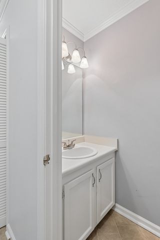 448 Claircrest Dr, Antioch, TN 37013