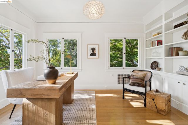 67 Lincoln Ave, Piedmont, CA 94611