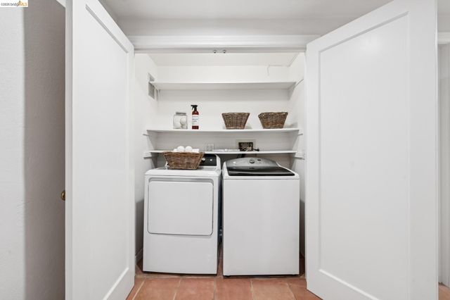 67 Lincoln Ave, Piedmont, CA 94611