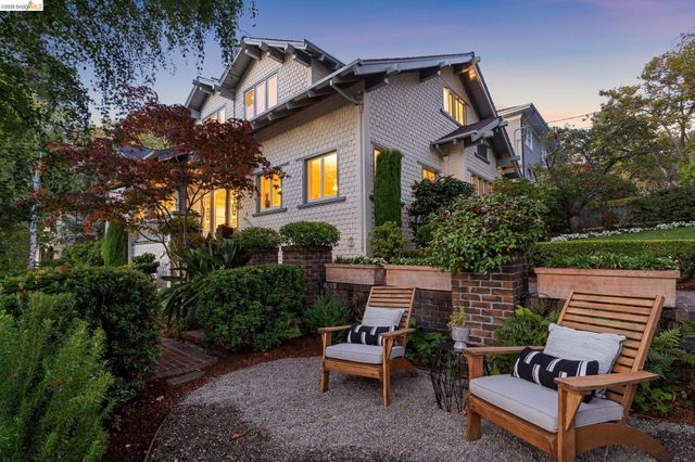67 Lincoln Ave, Piedmont, CA 94611