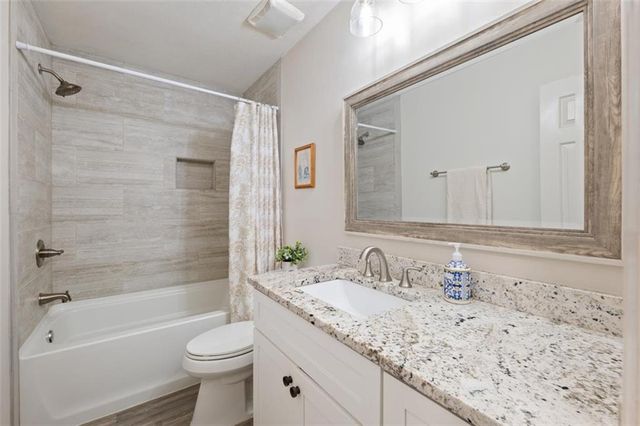 101 Diane Circle, Daphne, AL 36526