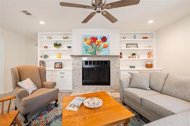 101 Diane Circle, Daphne, AL 36526