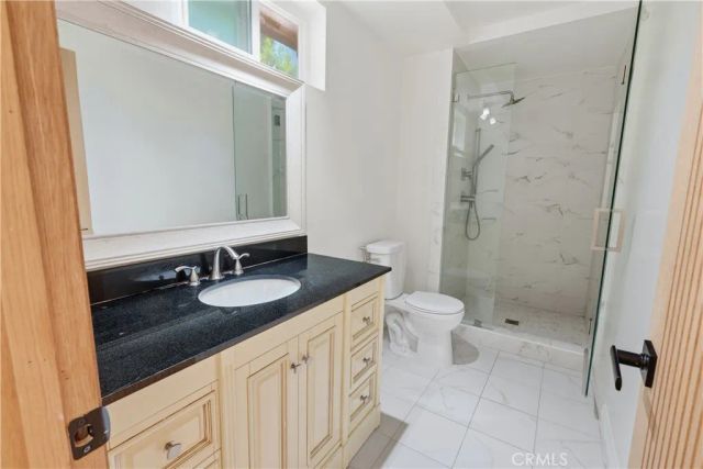 14332 Dickens Street 25, Sherman Oaks, CA 91423