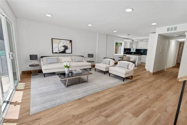 14332 Dickens Street 25, Sherman Oaks, CA 91423