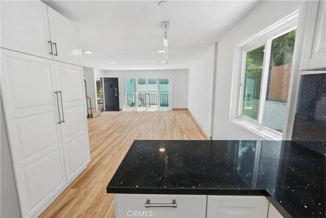 14332 Dickens Street 25, Sherman Oaks, CA 91423