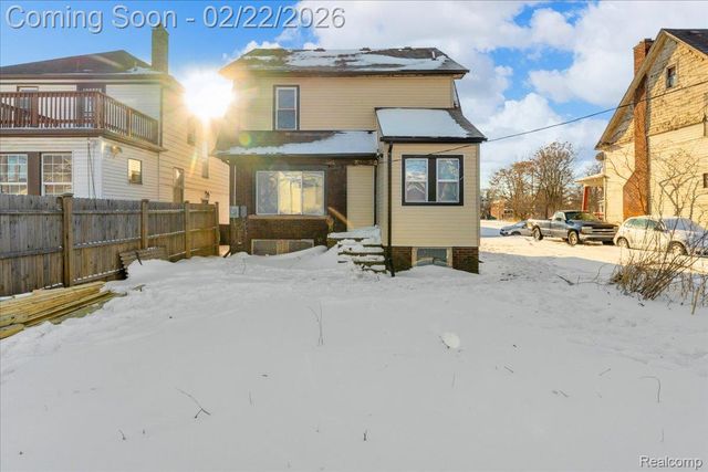 3232 Montgomery Avenue, Detroit, MI 48206