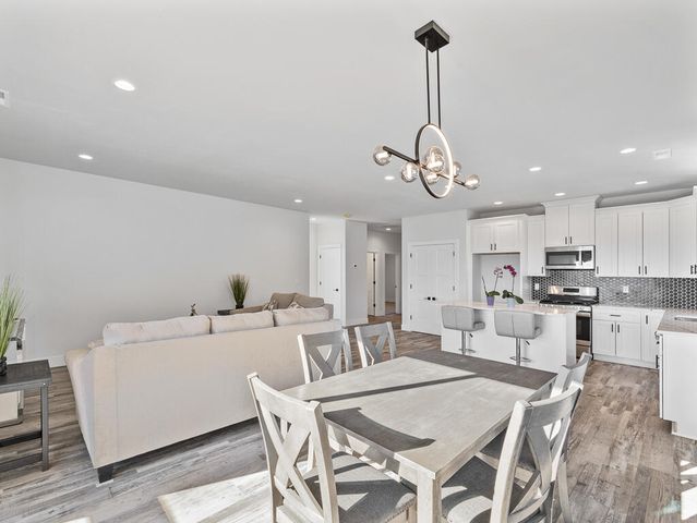 1168 West Ridge Drive, Klamath Falls, OR 97601