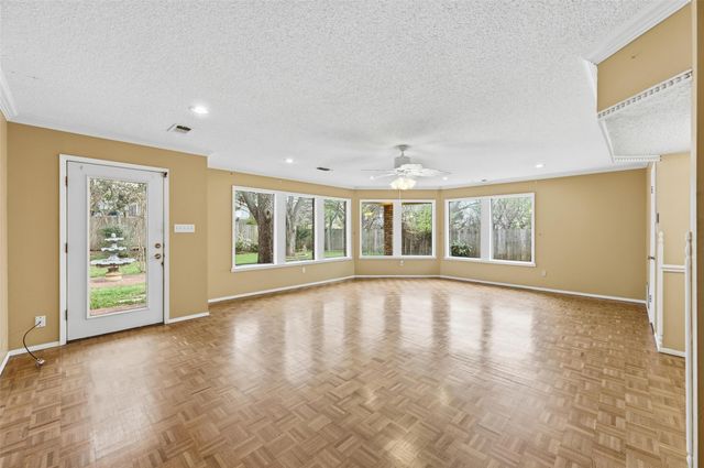 1702 Marshalldale Drive, Arlington, TX 76013