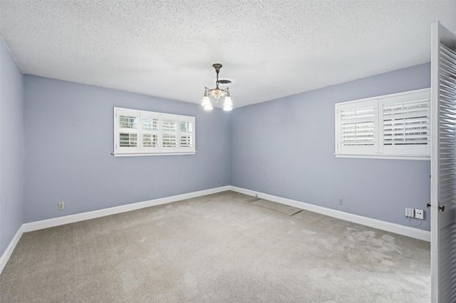 1702 Marshalldale Drive, Arlington, TX 76013