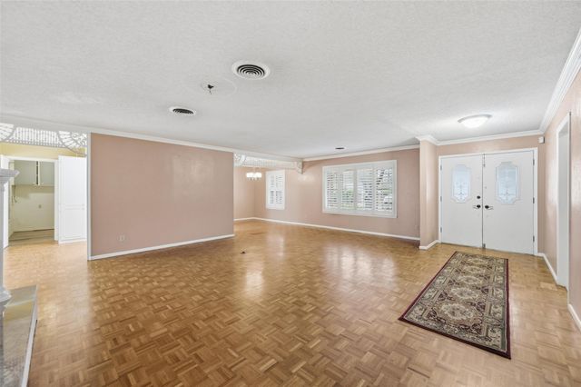 1702 Marshalldale Drive, Arlington, TX 76013