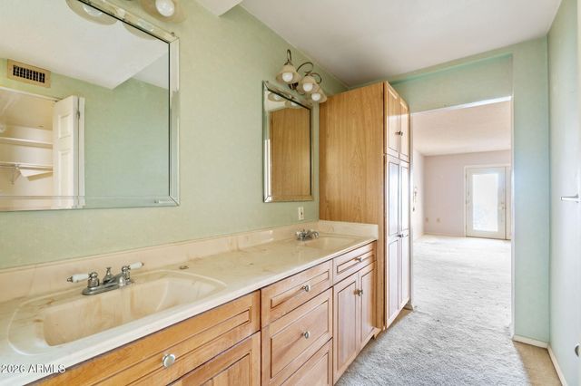 17219 N Lindgren Avenue, Sun City, AZ 85373