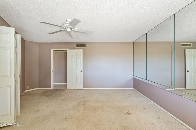 17219 N Lindgren Avenue, Sun City, AZ 85373