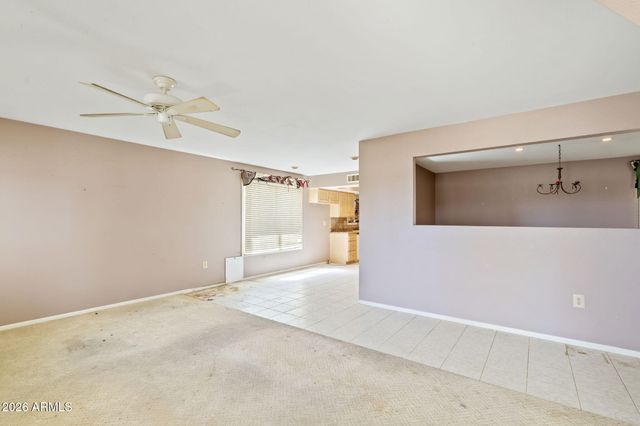 17219 N Lindgren Avenue, Sun City, AZ 85373