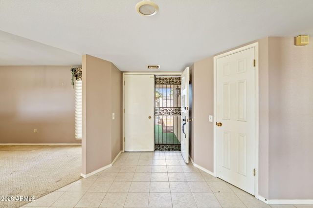 17219 N Lindgren Avenue, Sun City, AZ 85373