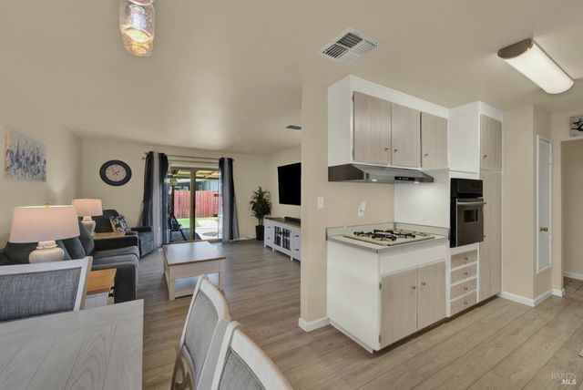 1624 Dover Ave, Fairfield, CA 94533