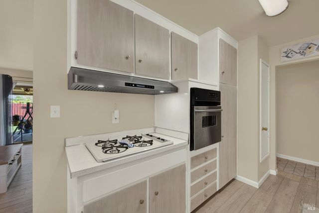 1624 Dover Ave, Fairfield, CA 94533