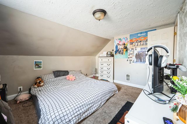 6 Holman Street, Nashua, NH 03064