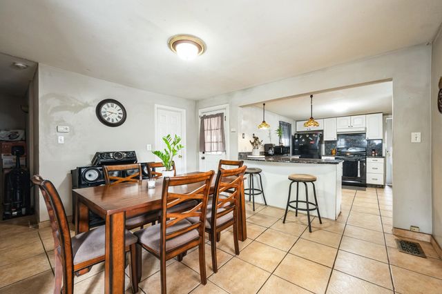 6 Holman Street, Nashua, NH 03064