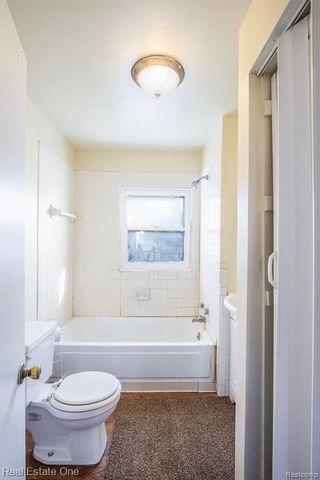 35930 Washington Street, Richmond, MI 48062