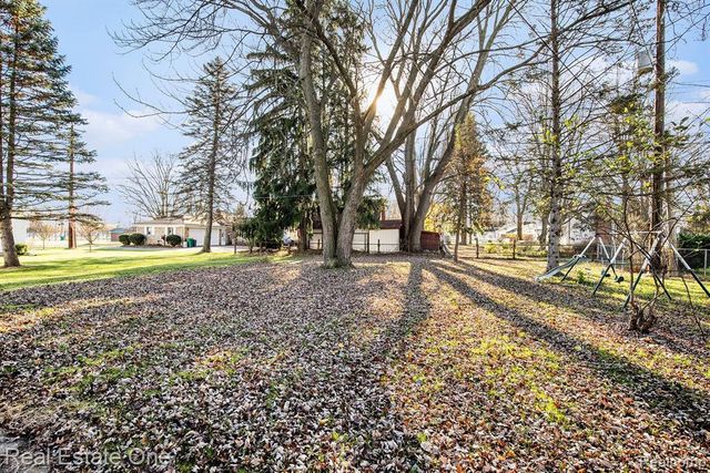 35930 Washington Street, Richmond, MI 48062