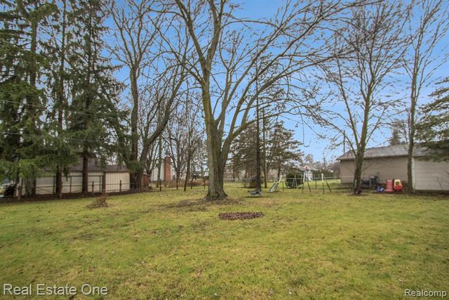 35930 Washington Street, Richmond, MI 48062