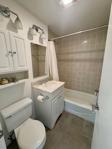 363 Marlborough Street 5, Boston, MA 02115