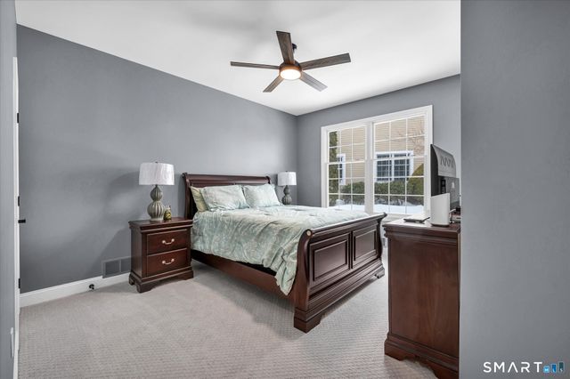 2 Tavistock 2, Cromwell, CT 06416