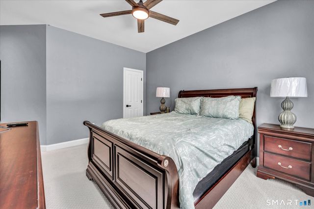 2 Tavistock 2, Cromwell, CT 06416