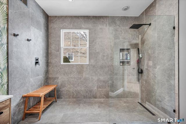 2 Tavistock 2, Cromwell, CT 06416