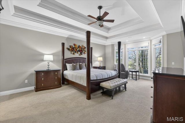 27 Bonhomme Grove Court, Chesterfield, MO 63017