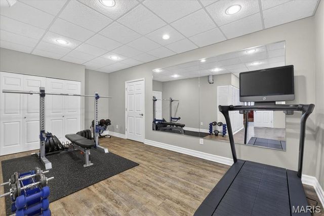 27 Bonhomme Grove Court, Chesterfield, MO 63017