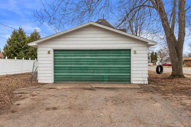 1311 OAK STREET, Wisconsin Rapids, WI 54494