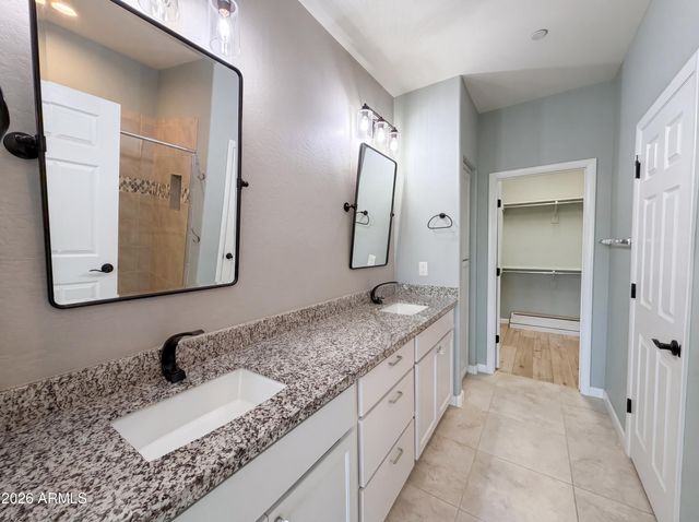 17667 E CHEVELON CANYON Circle, Rio Verde, AZ 85263