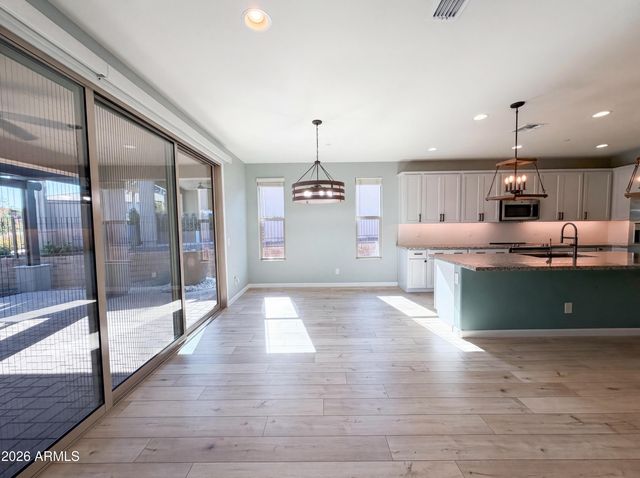 17667 E CHEVELON CANYON Circle, Rio Verde, AZ 85263