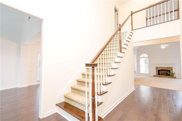 1233 Parkview Lane NW, Kennesaw, GA 30152